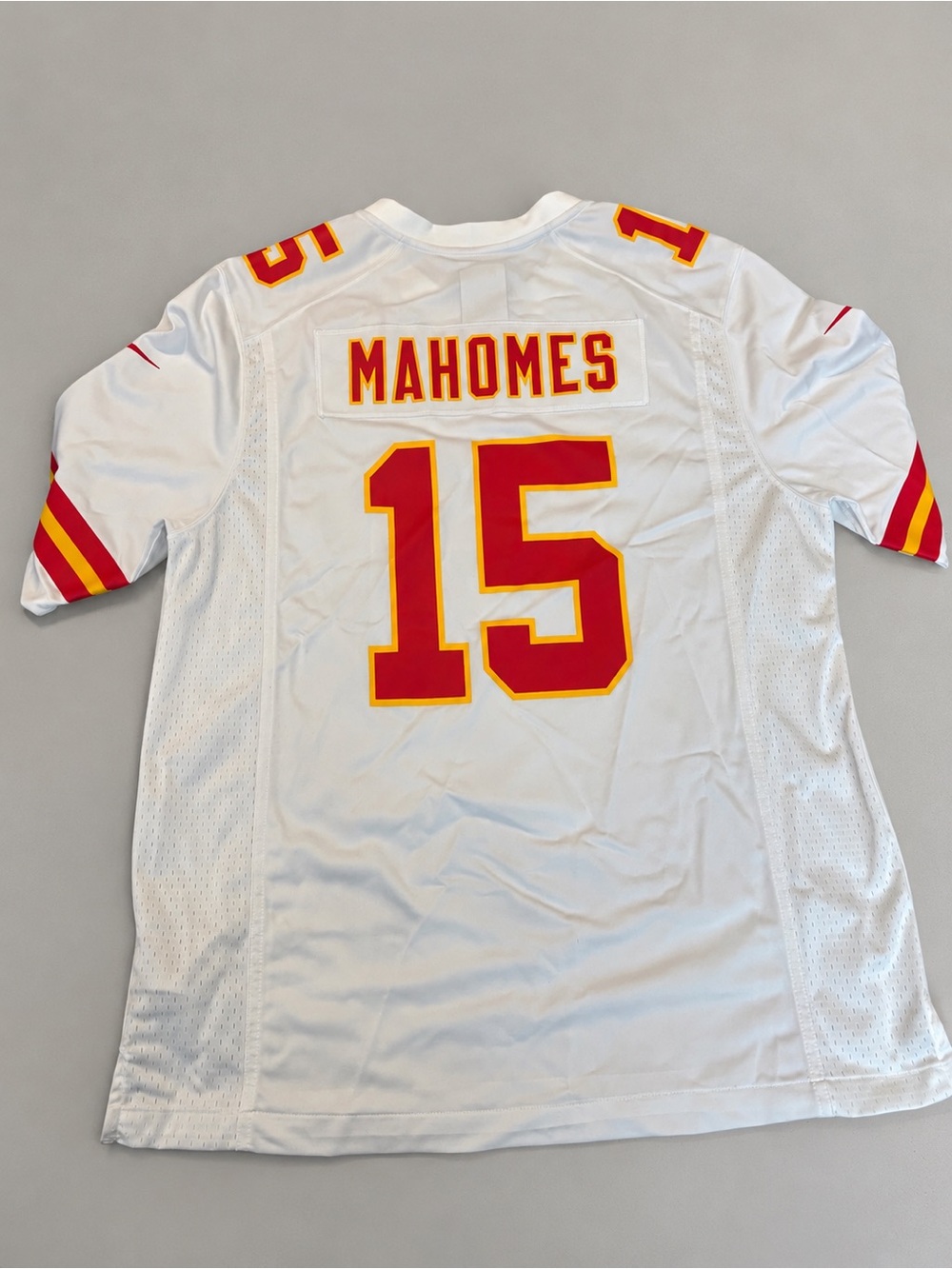 Patrick Mahomes Nike Chiefs Super Bowl LIX Jersey – Large – Never Worn